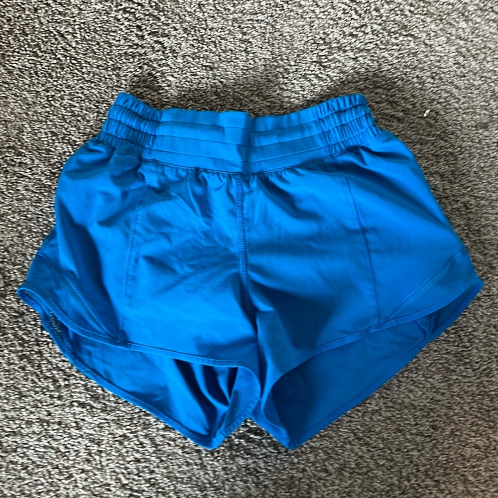 Lululemon High-Rise 2.5-Inch Shorts, Size 2